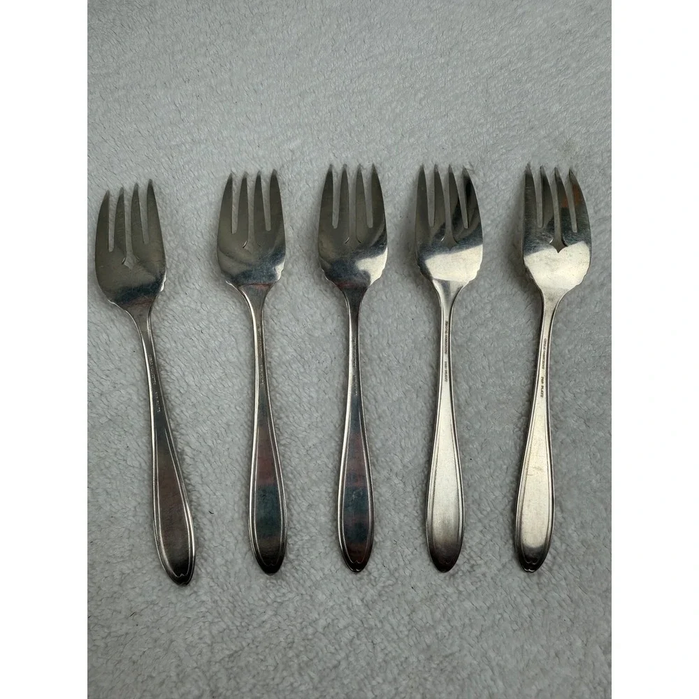 Oneida Community Par Plate 1915 bridal wreath Silverplate salad Forks Set of 5